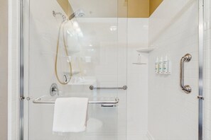 Shower, towels