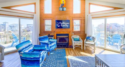 Pelican Perch: Dog-friendly,ocean views, outdoor pool & hot tub