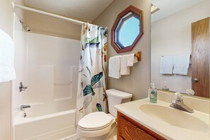 Shower, towels