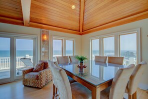 تناول الطعام