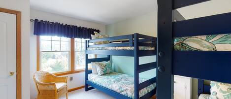 4 bedrooms, free WiFi, bed sheets