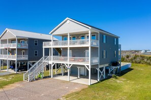 Exterior - 🌊 Oceanview Beach Retreat | Private Pool | Deck Access from Every Bedroom 🌴 (North Topsail Beach)