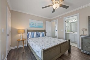 6 bedrooms, free WiFi, bed sheets