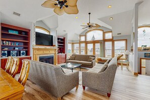 TV, peis og fotballspill