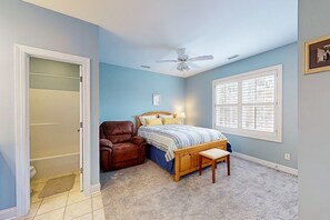 1 bedroom, free WiFi, bed sheets
