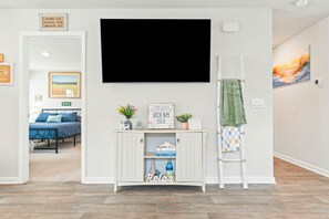 3 chambres, fer et planche à repasser, Wi-Fi gratuit, draps fournis