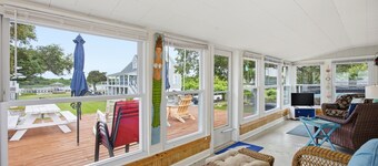 Coastal Cottage: Intracoastal Waterway-view cottage with private deck, & central AC