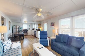 TV, DVD player, books, stereo