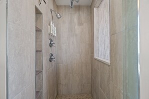 Shower, towels