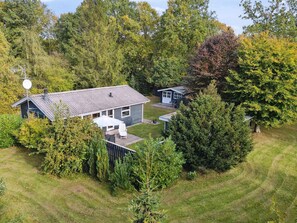 House | Exterior - 5 Star Holiday Home in Glesborg (Ronde)