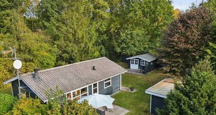 5 Star Holiday Home in Glesborg