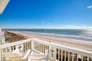 Property grounds - Spacious beachfront duplex with private hot tub, elevator, views, community pool (North Topsail Beach)