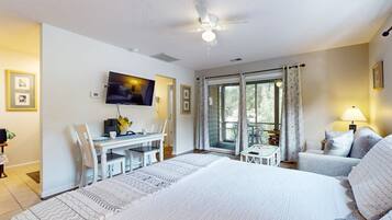 3 bedrooms, iron/ironing board, travel crib, free WiFi