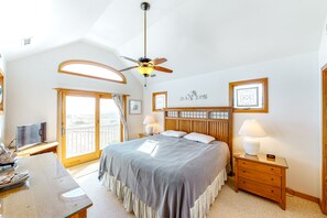 5 bedrooms, free WiFi, bed sheets, wheelchair access