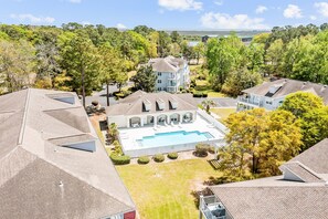 Exterior - Ground-floor condo with patio, hot tub, in/outdoor pools, gym, washer/dryer, AC (Sunset Beach)
