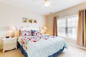 3 bedrooms, iron/ironing board, free WiFi, bed sheets