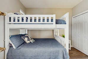2 bedrooms, WiFi, bed sheets