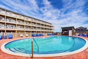 Pool - Oceanfront, dog-friendly condo with ocean view, central AC & WiFi (Hatteras)