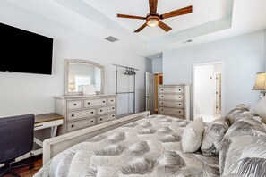 4 habitaciones, escritorio, tabla de planchar con plancha y wifi gratis 