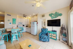 Interior - Wonderful ceanfront condo with ocean views, pool, & central AC (Hatteras)