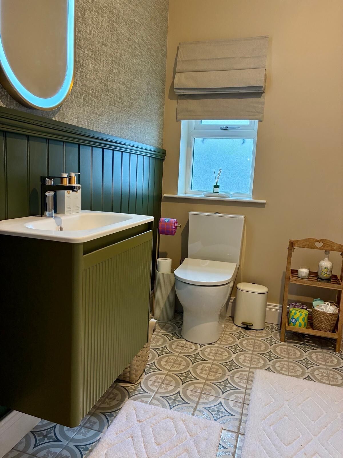 Jetted tub, hair dryer, towels, soap