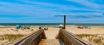 Oceanfront home with stunning views and beach access
