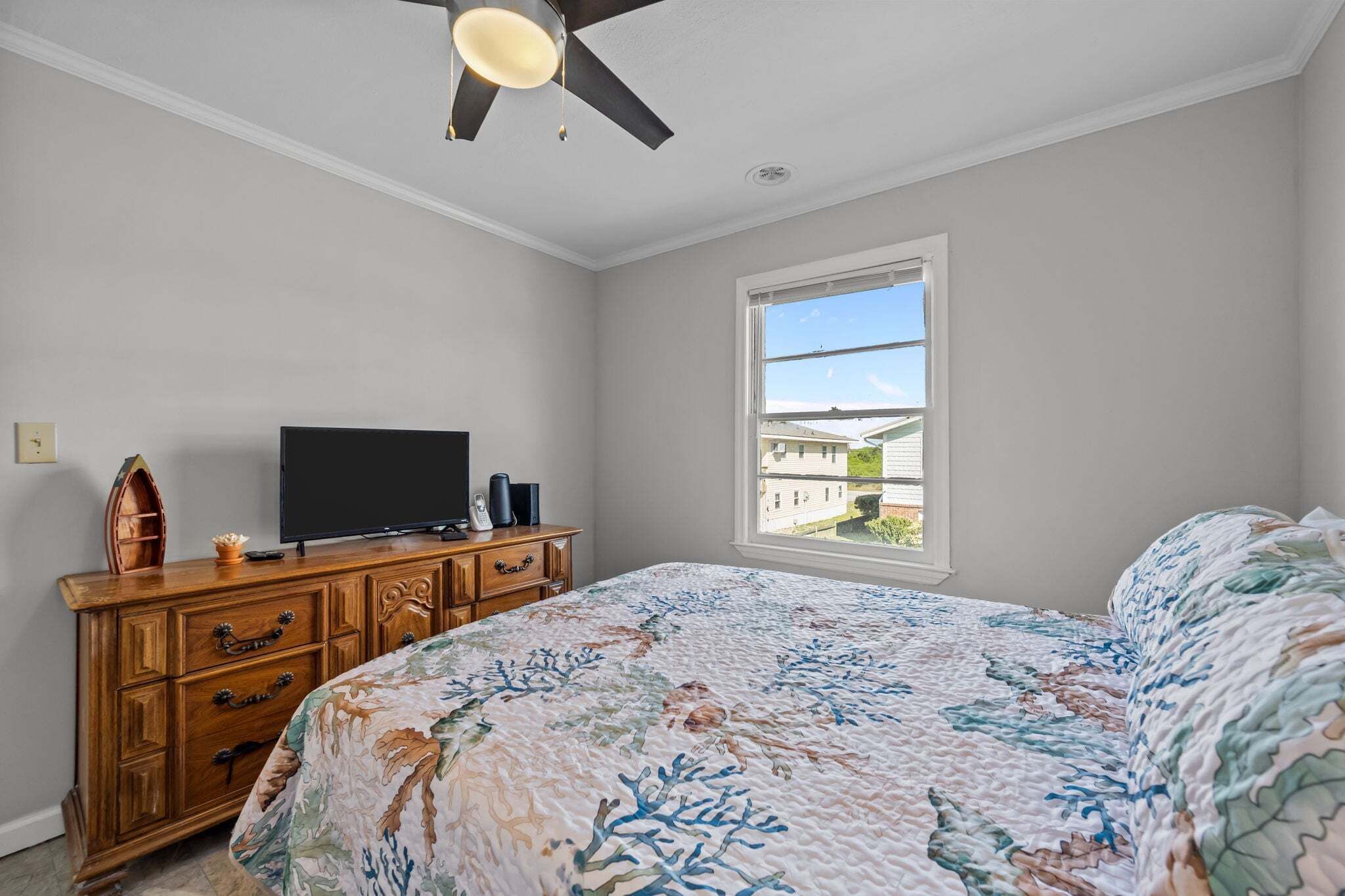 3 bedrooms, free WiFi, bed sheets