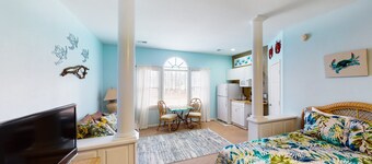Away on Avian $3406B: 1st-Floor | Patio | Pool