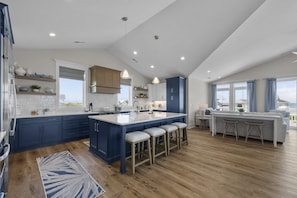 Fridge, microwave, oven, stovetop - Oceanview Home with private pool and close beach access (North Topsail Beach)