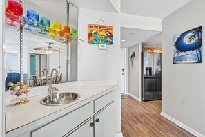 Fridge, microwave, oven, stovetop - Oceanfront condo with shared pool, shared sauna and beach access (North Topsail Beach)