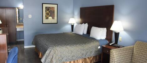 Enkelrum - 1 kingsize-säng | Skrivbord, arbetsyta för laptop och mörkläggningsgardiner