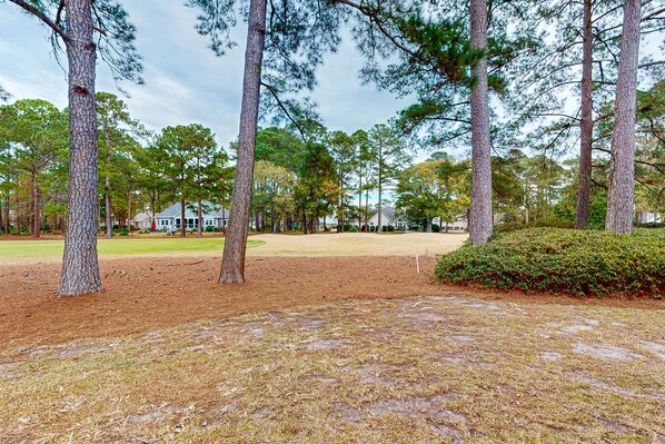 المنطقة المحيطة بالمنشأة
