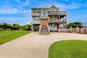 Exterior - Inviting house with central AC, private pool, hot tub, ocean views, & W/D (Hatteras)
