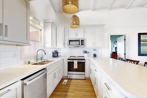 Fridge, microwave, oven, stovetop - Fun-Filled Beachfront House w/Free WiFi, Private Washer/Dryer, AC, Patio, Deck (Holden Beach)