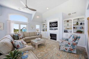 TV, fireplace, DVD player - Kinnakeet Shores home with private pool, hot tub, game room & ocean view (Avon)