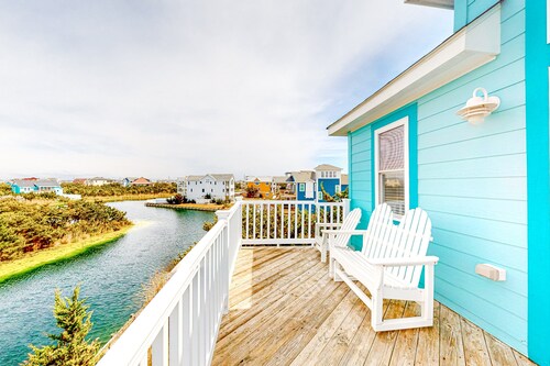Kinnakeet Shores home with private pool, hot tub, game room & ocean view