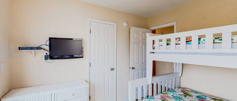 4 bedrooms, free WiFi, bed sheets