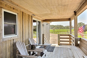 Terrace/patio - Waterfront, Dog-Friendly House w/Free WiFi, Water Views, Central AC, Private W/D (Hatteras)