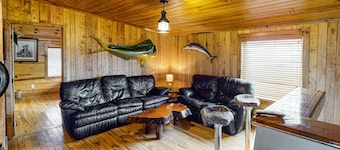 Waterfront, Dog-Friendly House w/Free WiFi, Water Views, Central AC, Private W/D