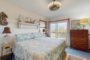 4 bedrooms, free WiFi, bed sheets