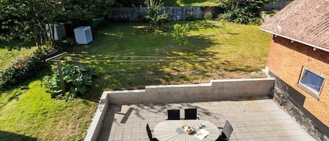 獨棟房屋 | 室外用餐