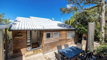 Comfort House, Bay View | Terrace/patio