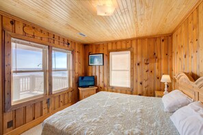 4 soverom, strykejern/-brett, wi-fi (inkludert) og sengetøy