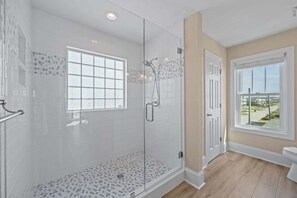 Shower, towels
