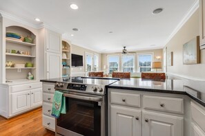 Fridge, microwave, oven, stovetop - Beautiful Waterway-View Home with Private Pool, Ping-Pong, Washer/Dryer & WiFi (Holden Beach)