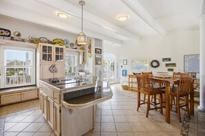 Dining - Waterfront Home on Intracoastal with Private Boat Dock, Screened Porch, WiFi, AC (Holden Beach)