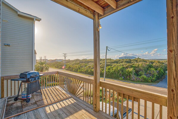 المنطقة المحيطة بالمنشأة