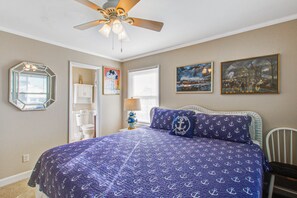 4 bedrooms, desk, free WiFi, bed sheets