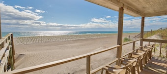 3BR Oceanfront Topsail Beach Cottage | Dog Friendly!