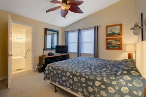 3 bedrooms, iron/ironing board, free WiFi, bed sheets - Beachfront home with ocean views, beach access, screened porch, deck, boardwalk (Topsail Beach)